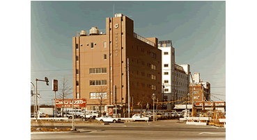 新横浜駅前 県労済会館落成時の写真