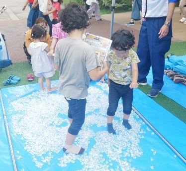 ガラスの散乱体験 ガラスの散乱体験