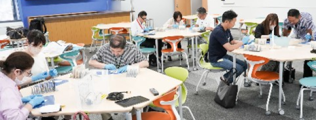 たすけあいの輪をむすぶさまざまな取り組み