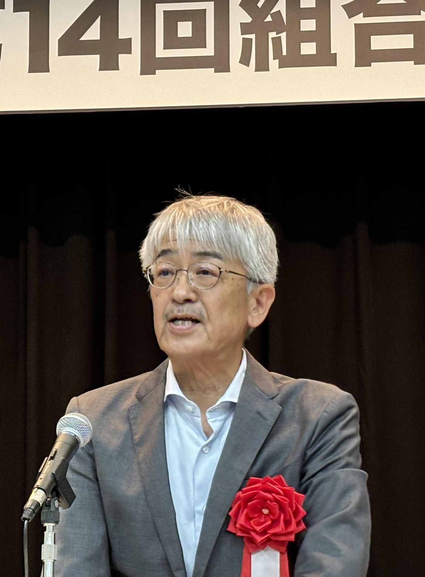 川本統括本部長1400x1900.jpg