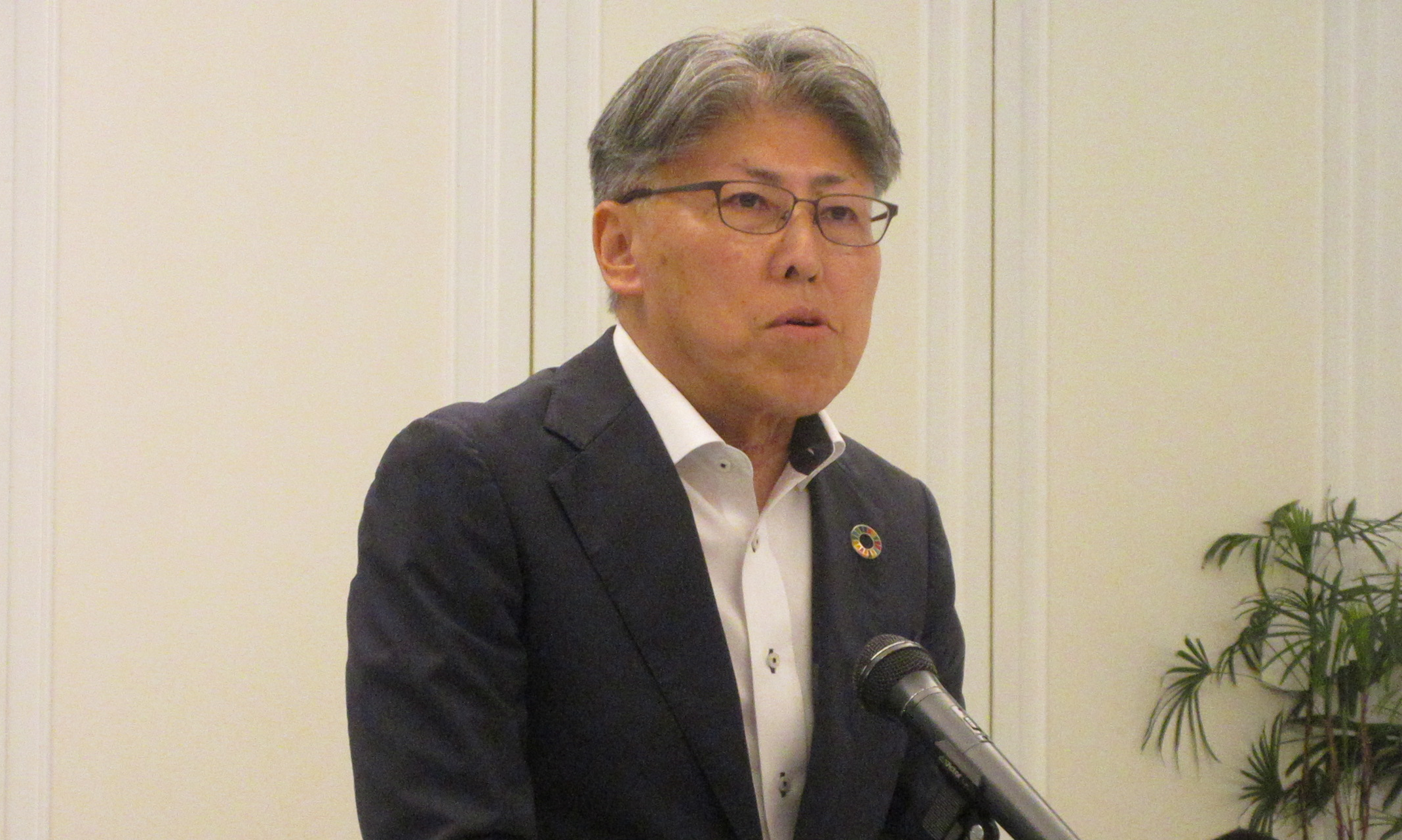佐藤本部長.png